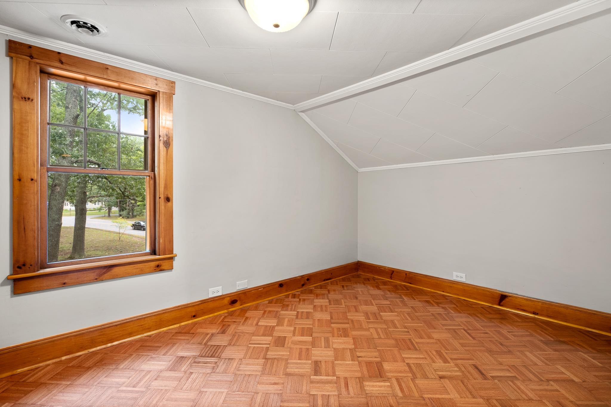 51 River Road Hudson, NH 03051 - Photo 16 of 36 Gallery Image 16