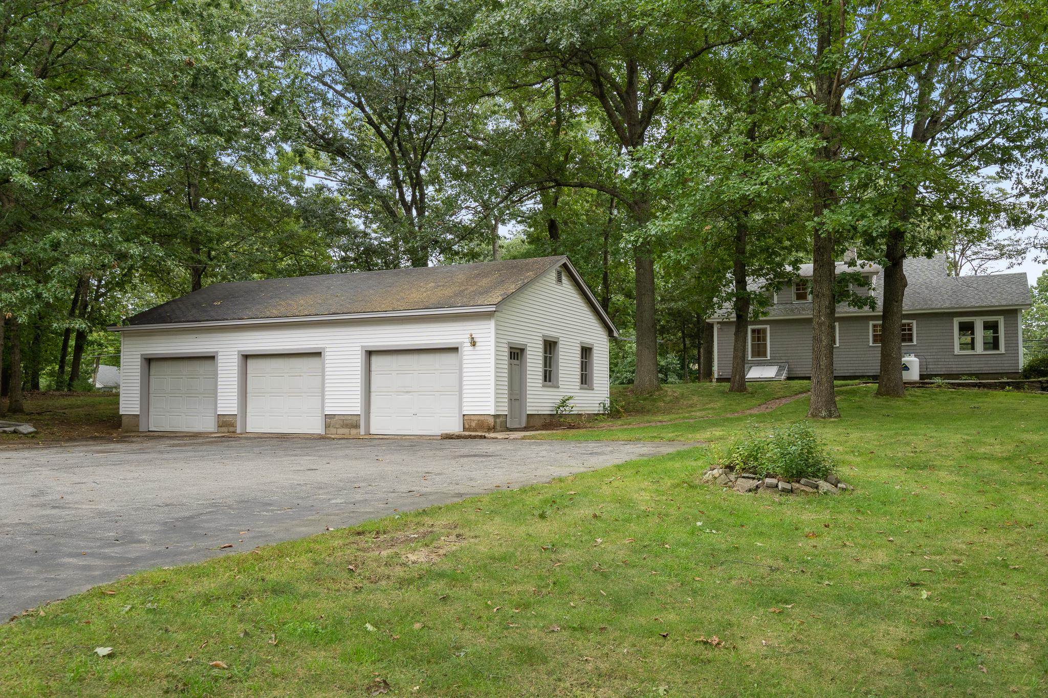 51 River Road Hudson, NH 03051 - Photo 34 of 36 Gallery Image 34