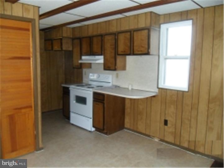 3717 Ridgeway Street Reading, PA 19605 - Photo 3 of 10