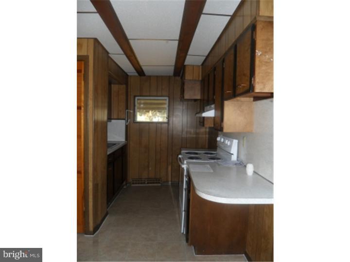 3717 Ridgeway Street Reading, PA 19605 - Photo 4 of 10