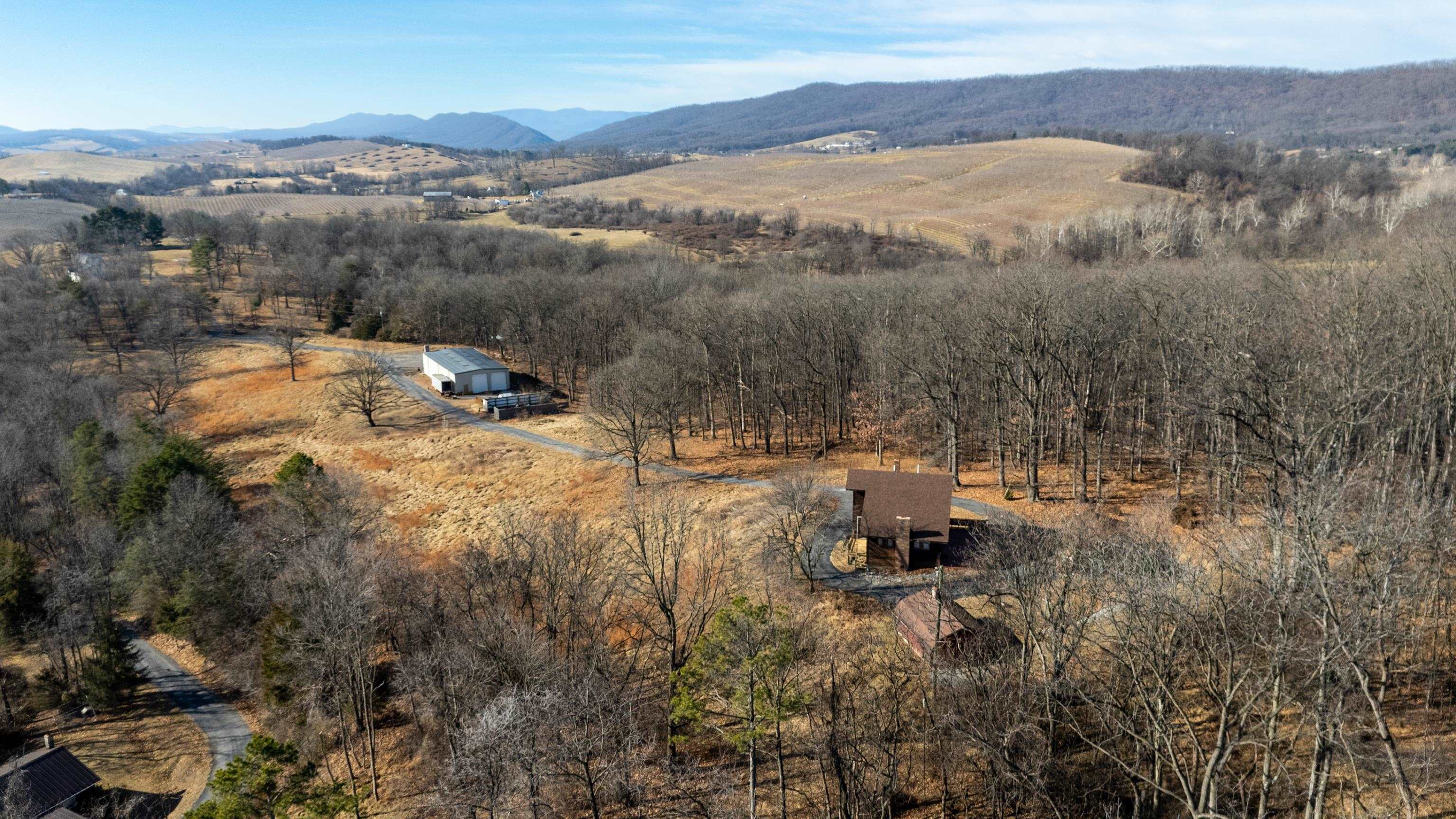 7386 Apple Ridge Drive Timberville, VA 22853 - Photo 7 of 62 a view of a city
