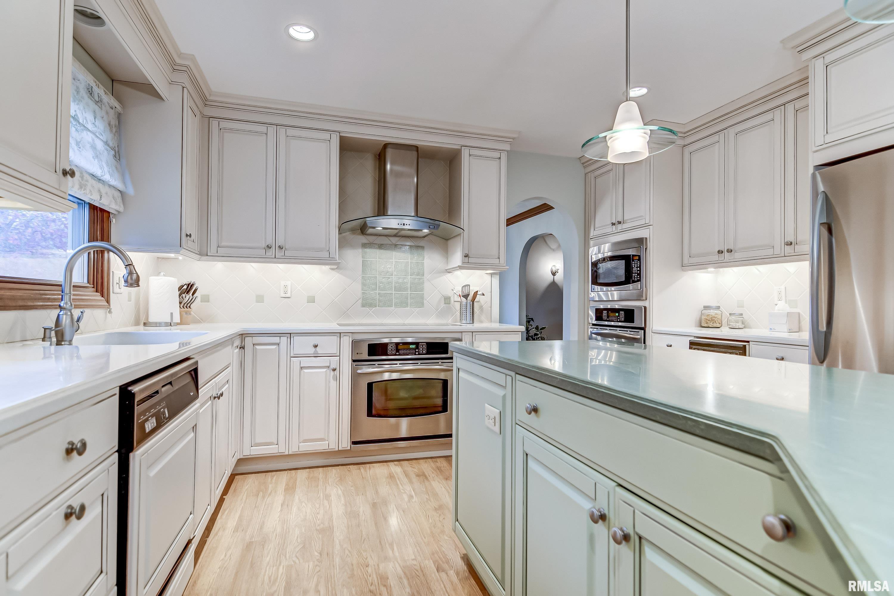 3605 Bounty Circle Springfield, IL 62711 - Photo 14 of 46