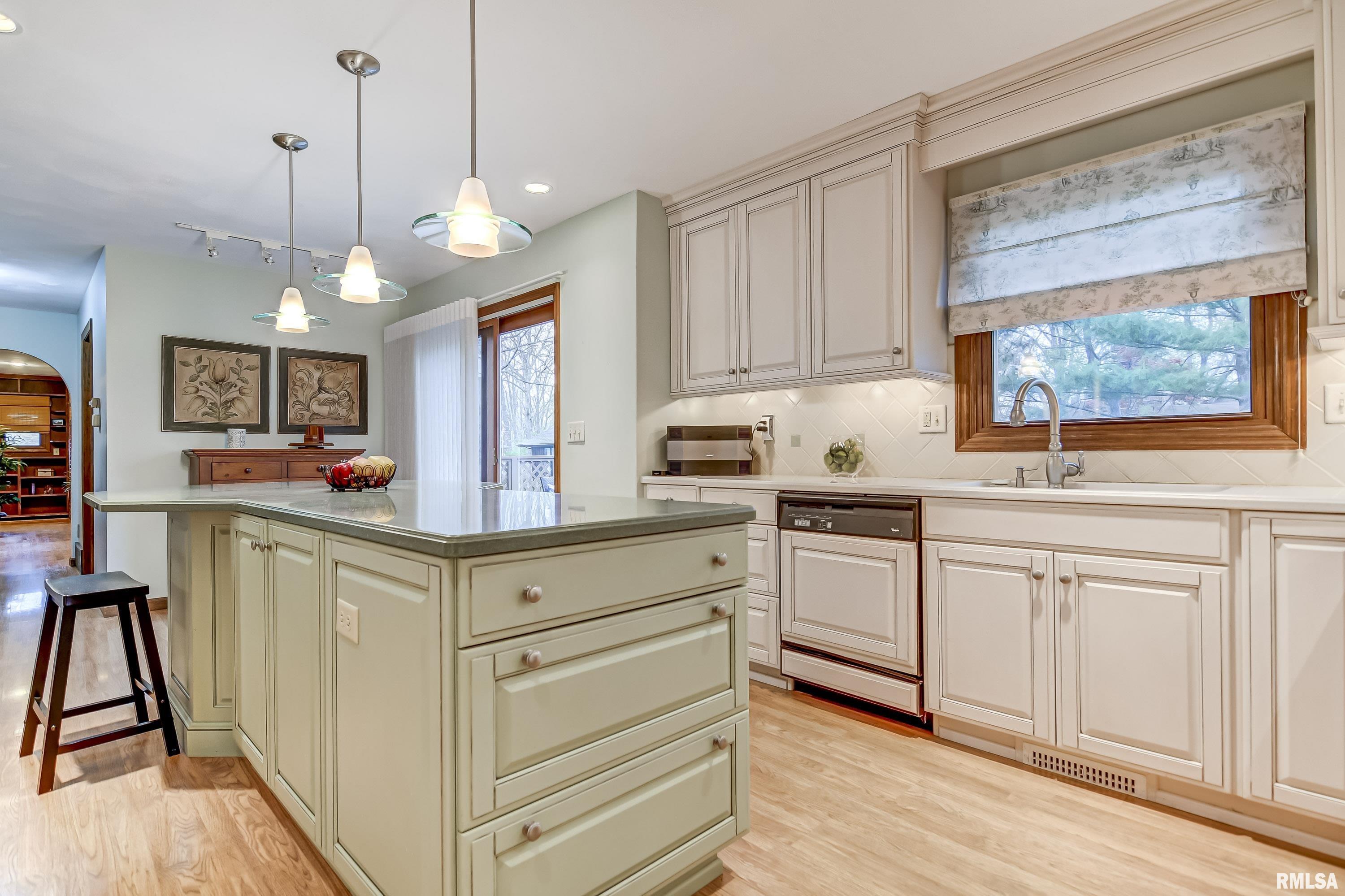 3605 Bounty Circle Springfield, IL 62711 - Photo 17 of 46