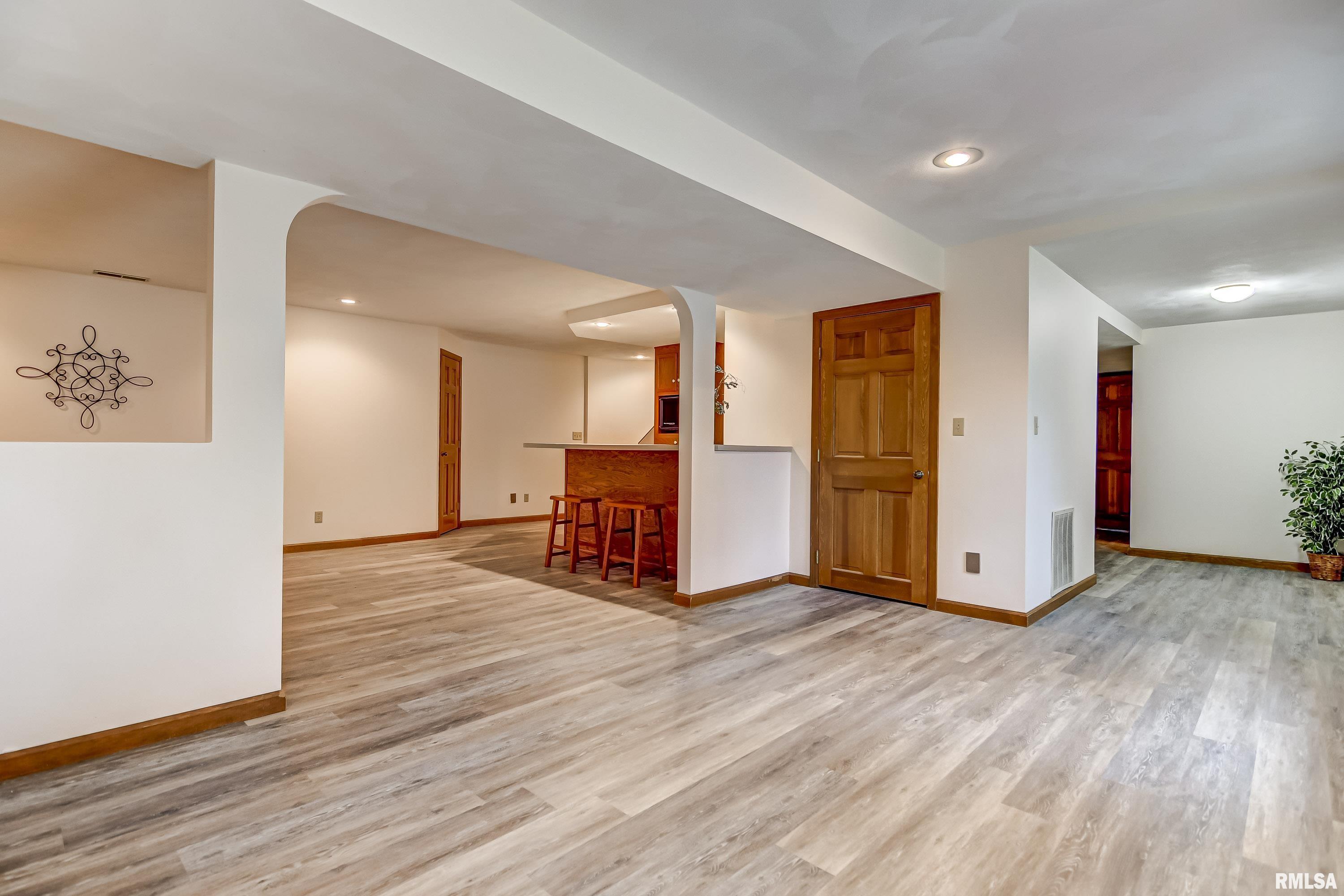 3605 Bounty Circle Springfield, IL 62711 - Photo 40 of 46