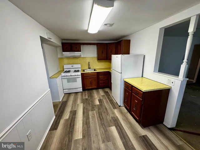 $1,500 | 1103 Colonial Avenue, Unit 1 2 3 4, Bensalem, PA 19020