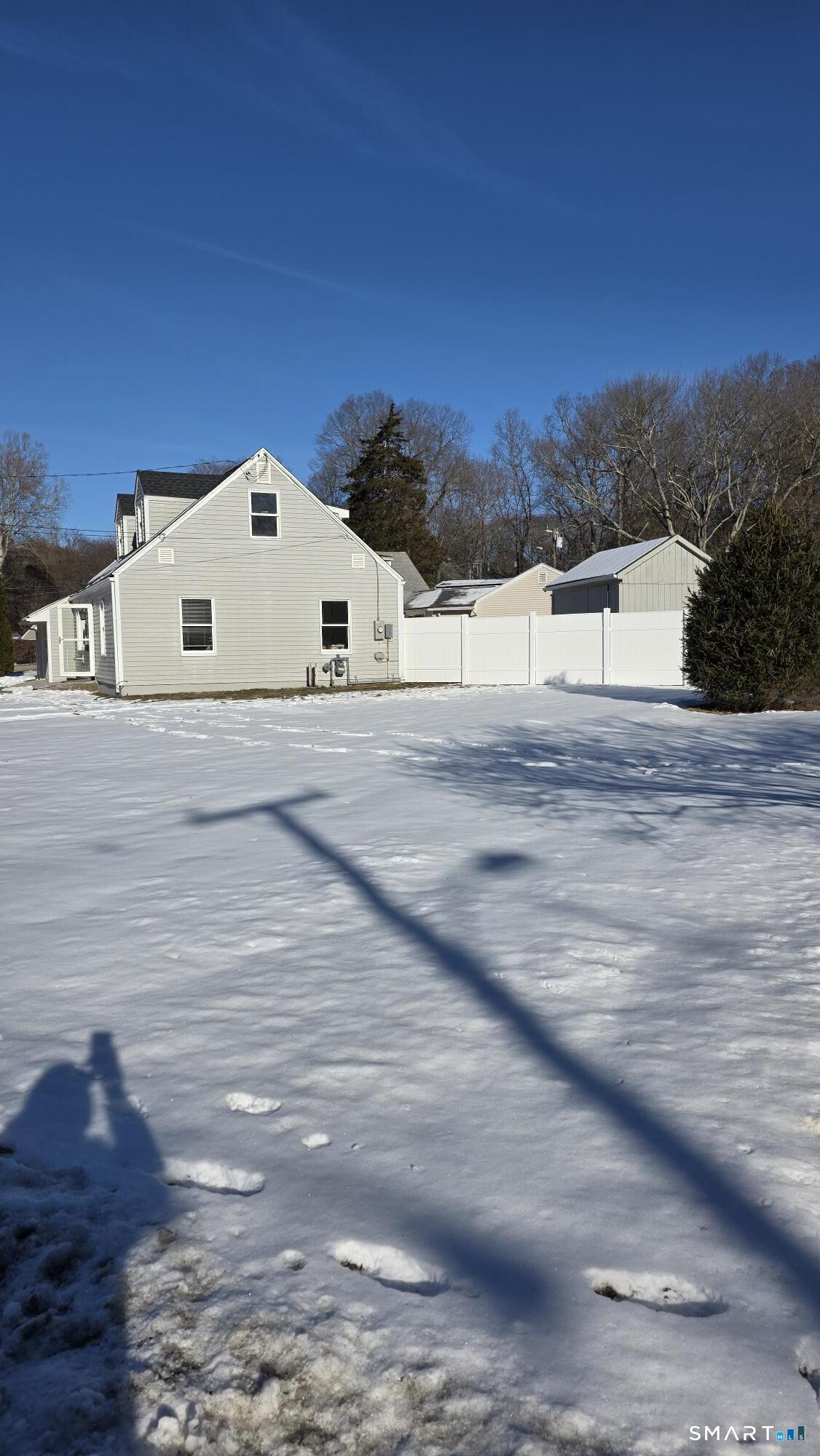 20 Oven Rock Road Bethel, CT 06801 - Photo 3 of 8