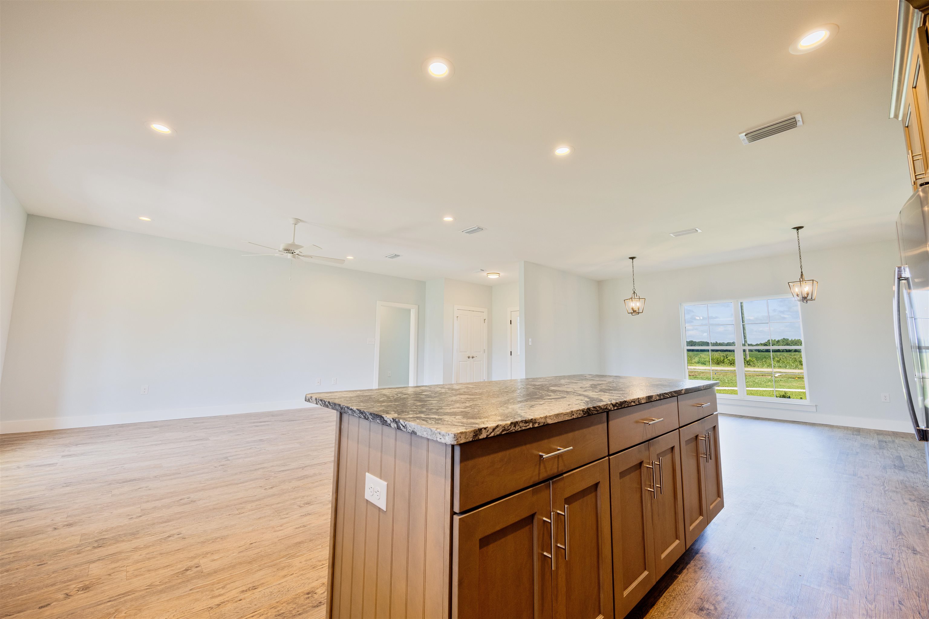 16940 Black Devine Road Loxley, AL 36551 - Photo 11 of 34