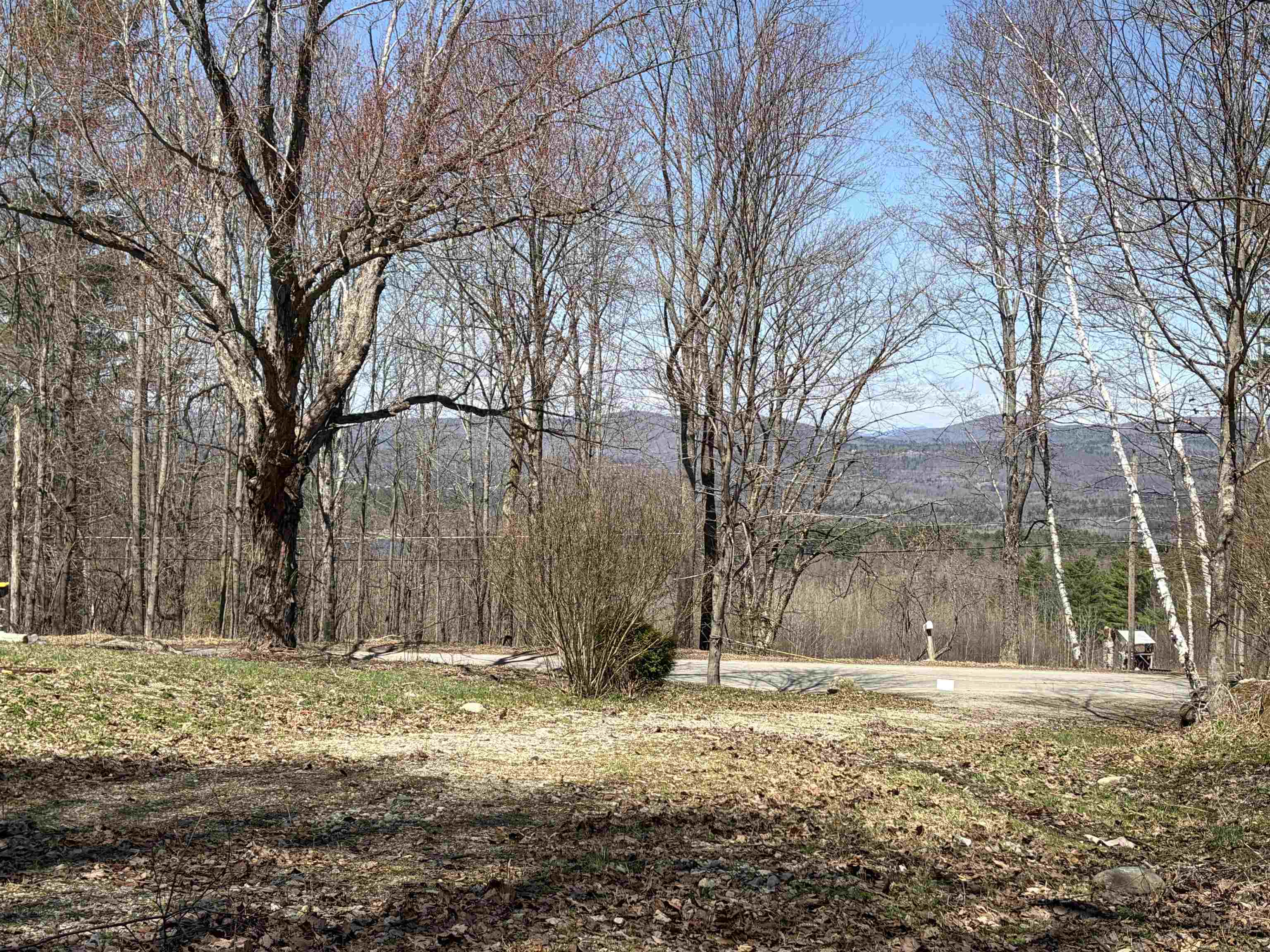 327 S Road Bethlehem, NH 03574 - Photo 12 of 42
