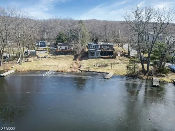 $550,000 | 199 North Lake Shore Drive, West Milford, NJ 07421
