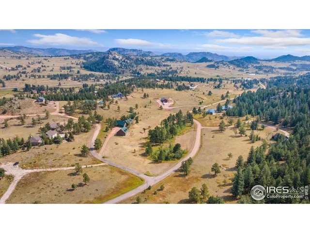 $817,000 | 98 Deadhorse Mountain Court, Livermore, CO 80536
