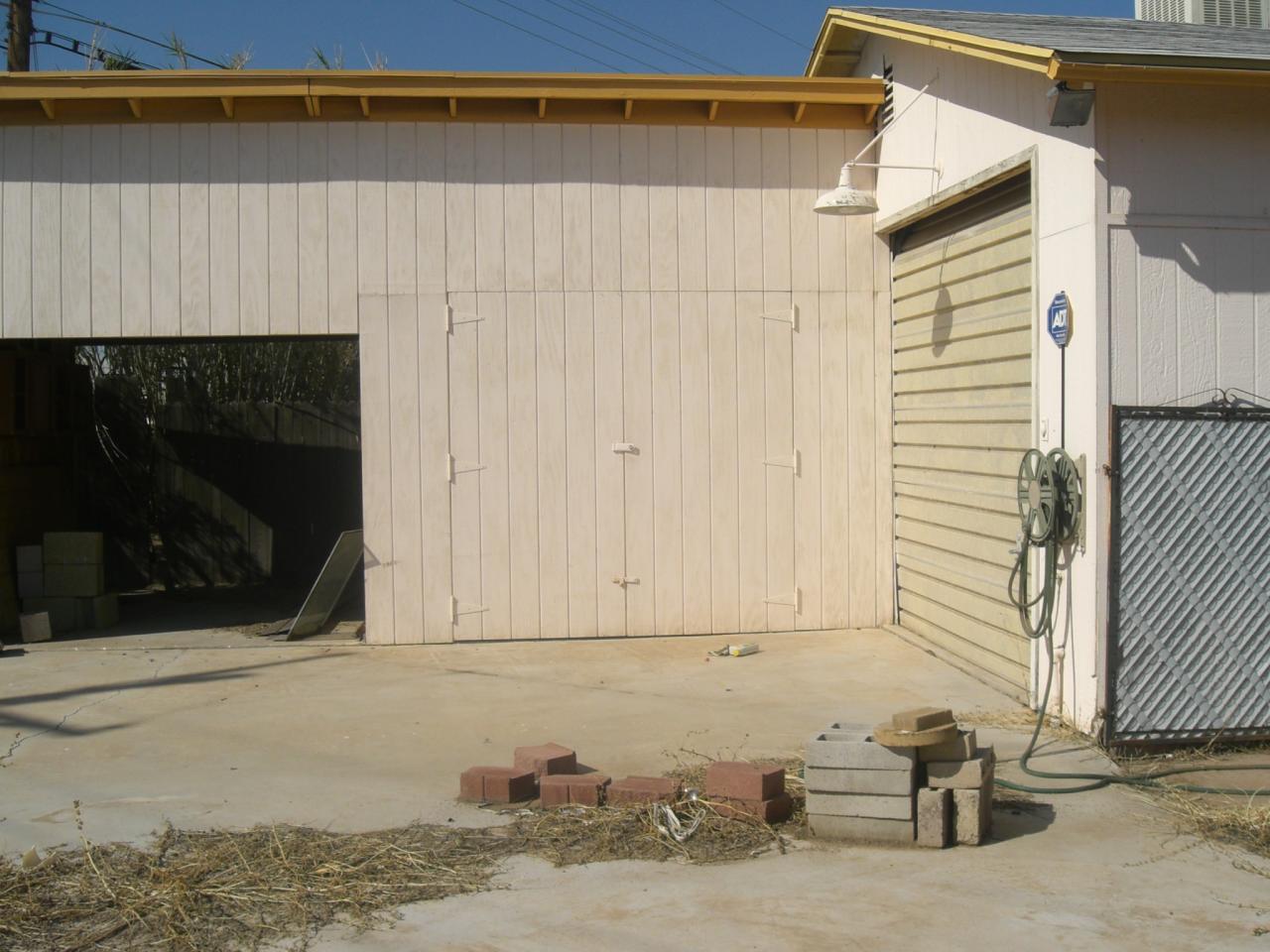 3915 West Granada Road Phoenix, AZ 85009 - Photo 3 of 14 backdoor + xtra storage