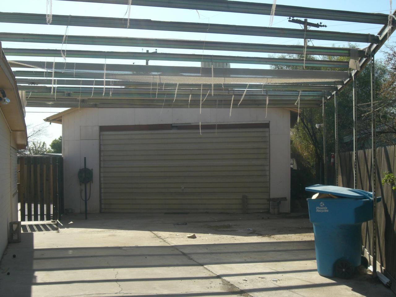 3915 West Granada Road Phoenix, AZ 85009 - Photo 10 of 14 Dettached garage