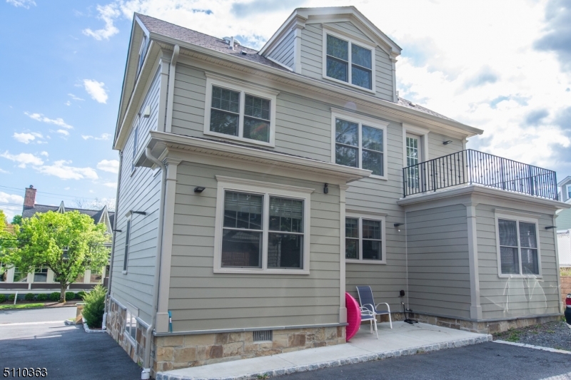 109 Springfield Avenue Summit, NJ 07901 - Photo 2 of 24