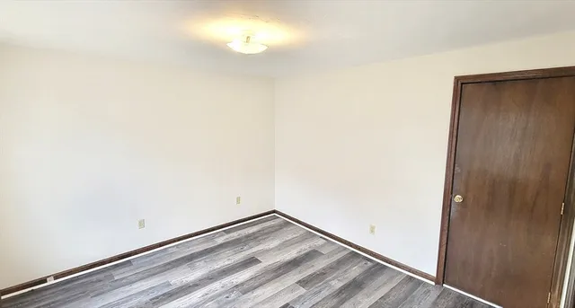 $2,400 | 101 Glen Street, Unit 2, Whitman, MA 02382