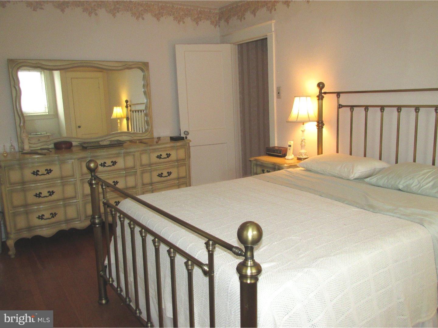 522 Rhawn Street Philadelphia, PA 19111 - Photo 17 of 25 Bedroom 2
