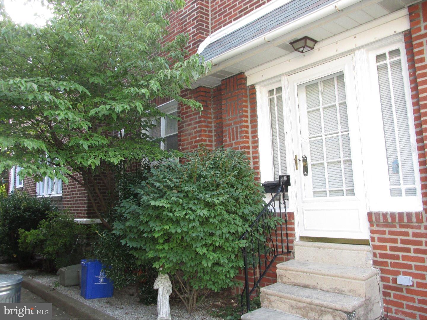 522 Rhawn Street Philadelphia, PA 19111 - Photo 3 of 25 Exterior Side
