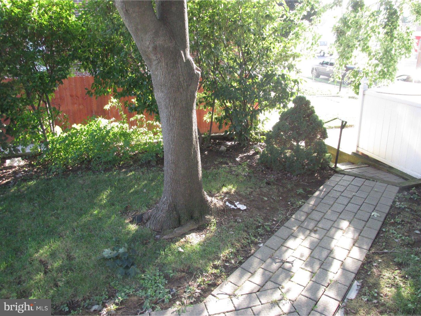 522 Rhawn Street Philadelphia, PA 19111 - Photo 22 of 25 Exterior Back