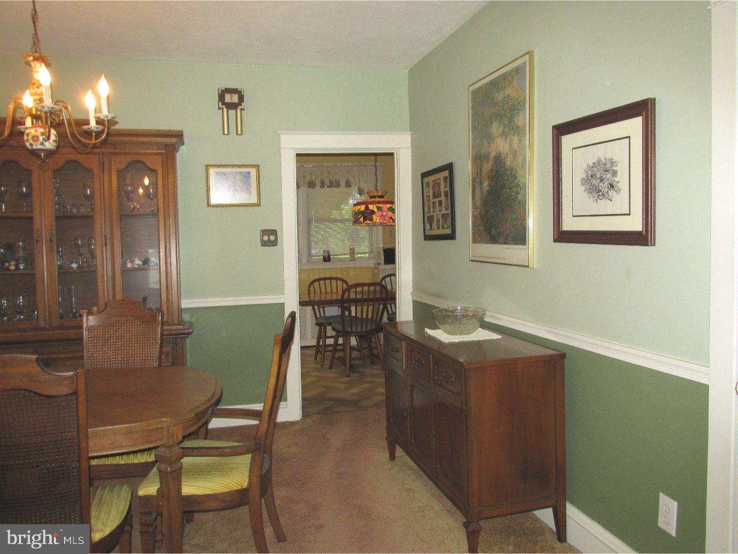 522 Rhawn Street Philadelphia, PA 19111 - Photo 10 of 25 Dining Room