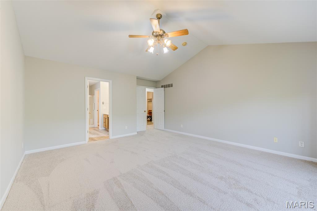 819 Hidden Spring Drive St. Charles, MO 63304 - Photo 17 of 36