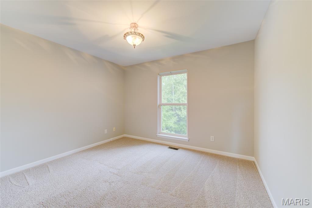 819 Hidden Spring Drive St. Charles, MO 63304 - Photo 20 of 36