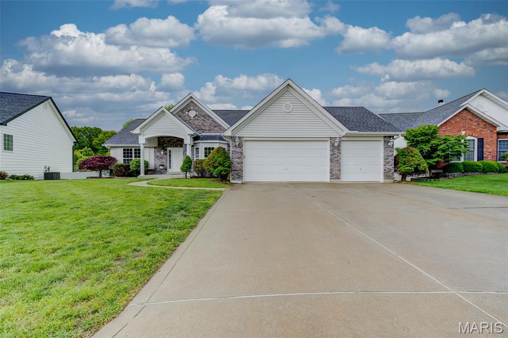 819 Hidden Spring Drive St. Charles, MO 63304 - Photo 31 of 36