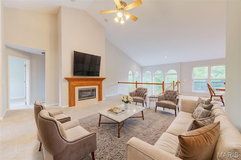 819 Hidden Spring Drive St. Charles, MO 63304 - Photo 7 of 36
