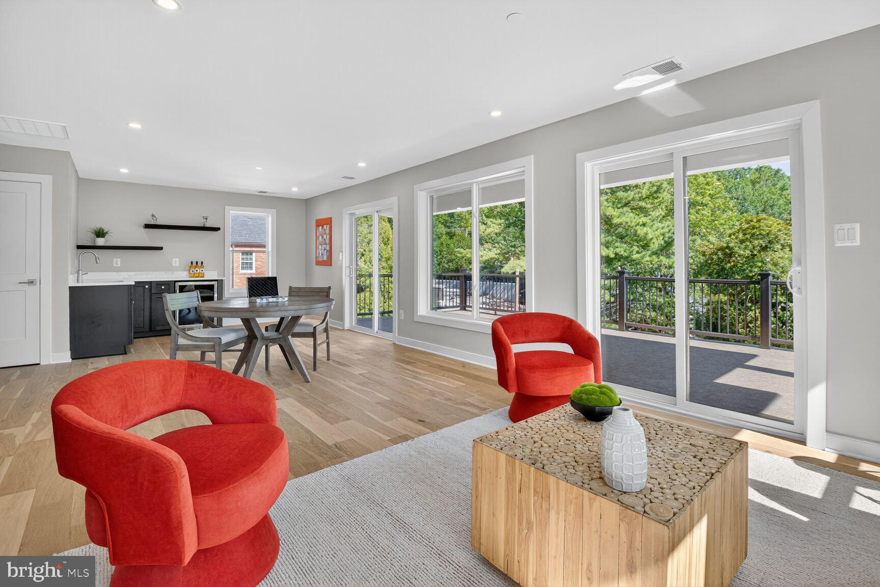 5310 Cathedral Avenue Northwest Washington, DC 20016 - Photo 37 of 57 Game Room with Wet Bar