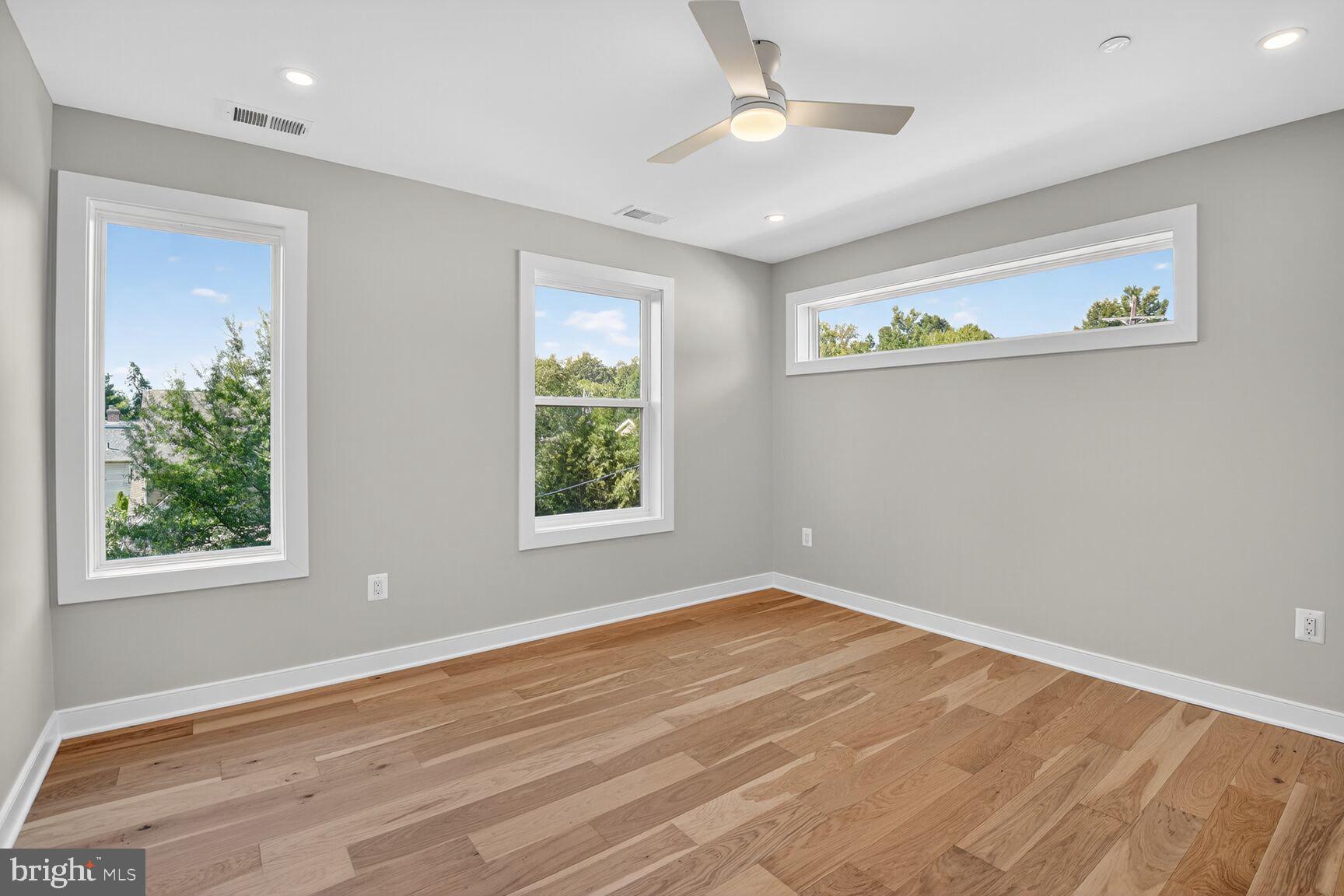 5310 Cathedral Avenue Northwest Washington, DC 20016 - Photo 41 of 57 Bedroom #4