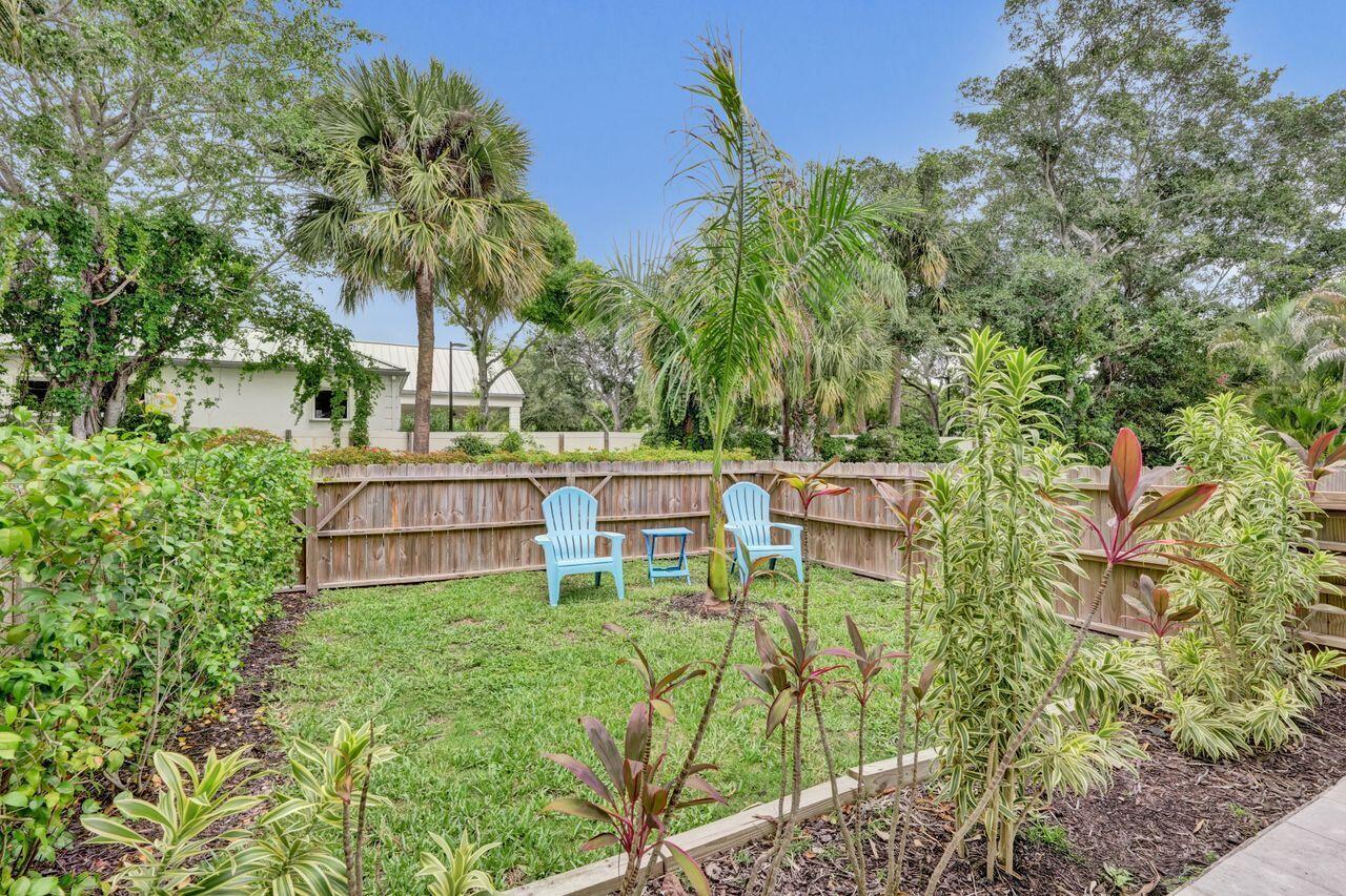 1718 Ridge Road North Palm Beach, FL 33408 - Photo 11 of 38 DSC09258