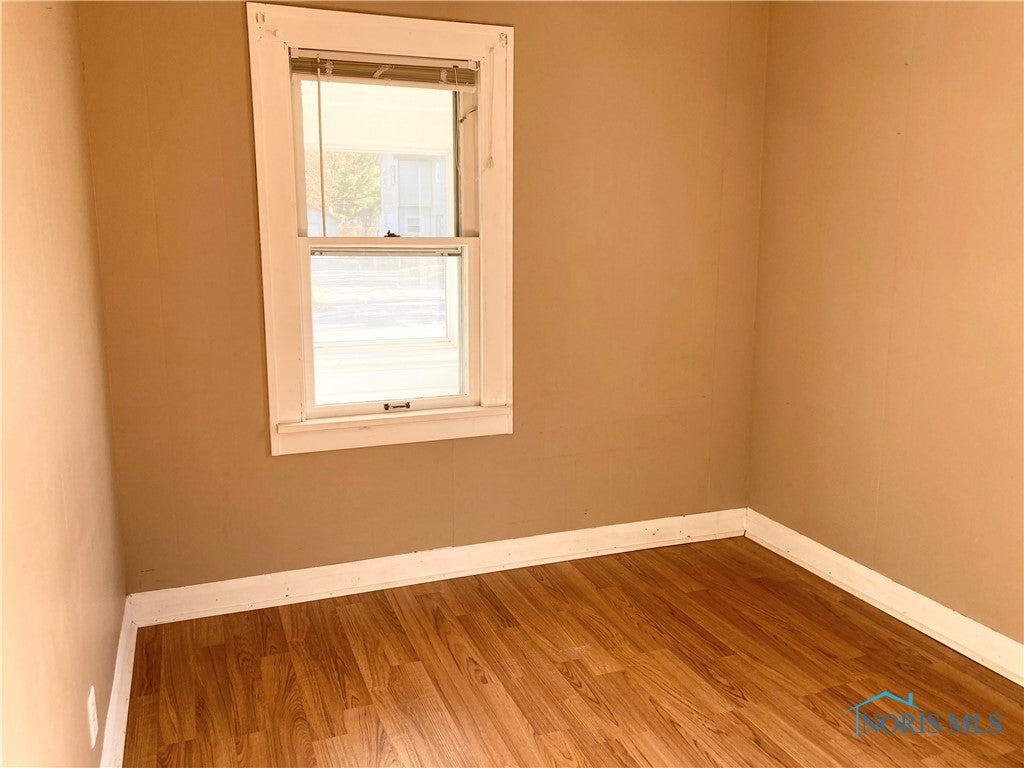251 Rochelle Road Toledo, OH 43615 - Photo 10 of 26 Gallery Image 10