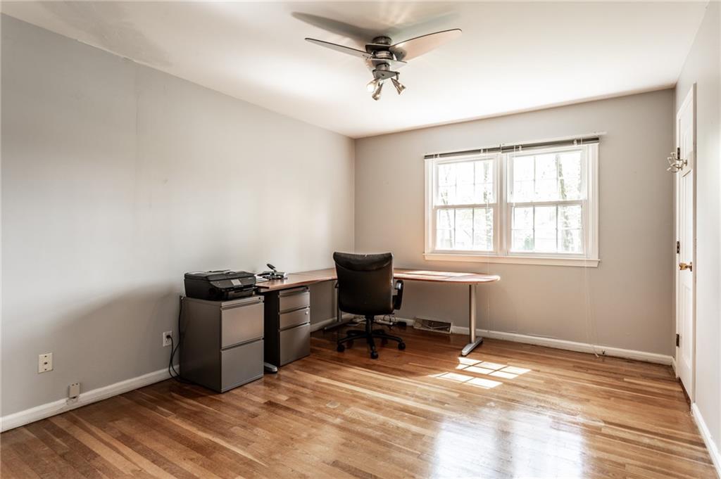 7806 Clarendon Road Indianapolis, IN 46260 - Photo 31 of 50 Gallery Image 31