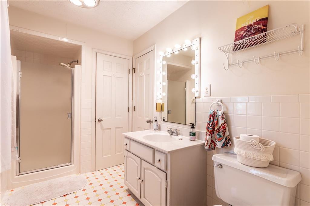 7806 Clarendon Road Indianapolis, IN 46260 - Photo 33 of 50 Gallery Image 33