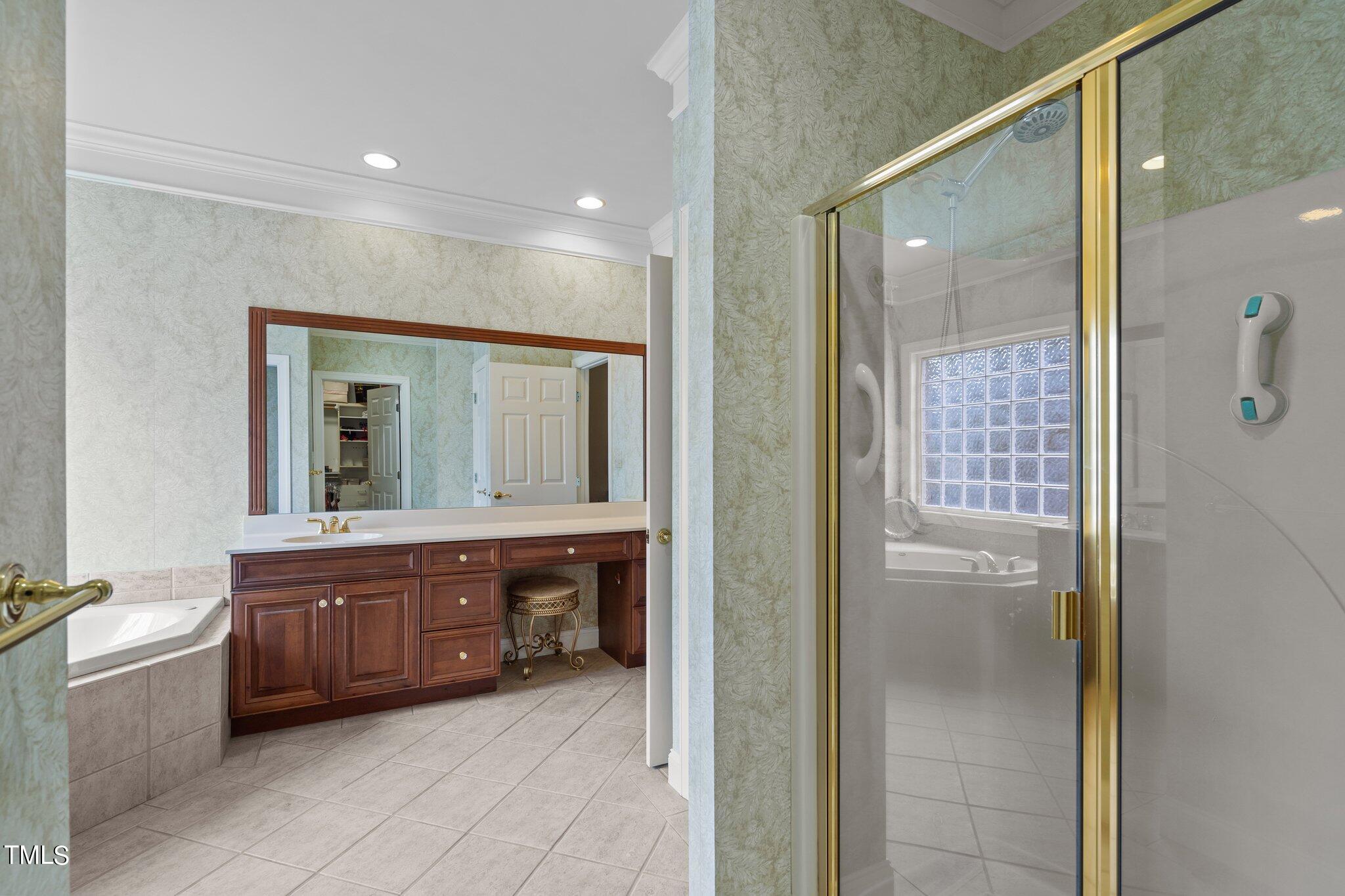 7220 Dime Drive Raleigh, NC 27606 - Photo 25 of 47 Owners Bath
