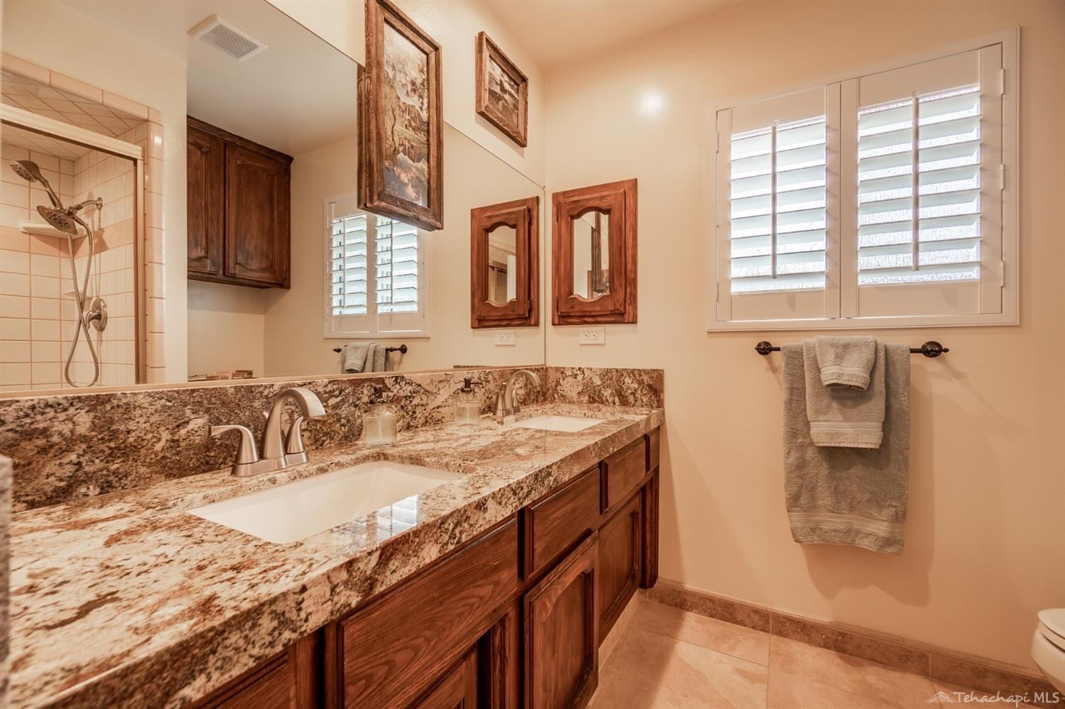 21900 Mid Way Tehachapi, CA 93561 - Photo 36 of 39 Gallery Image 36