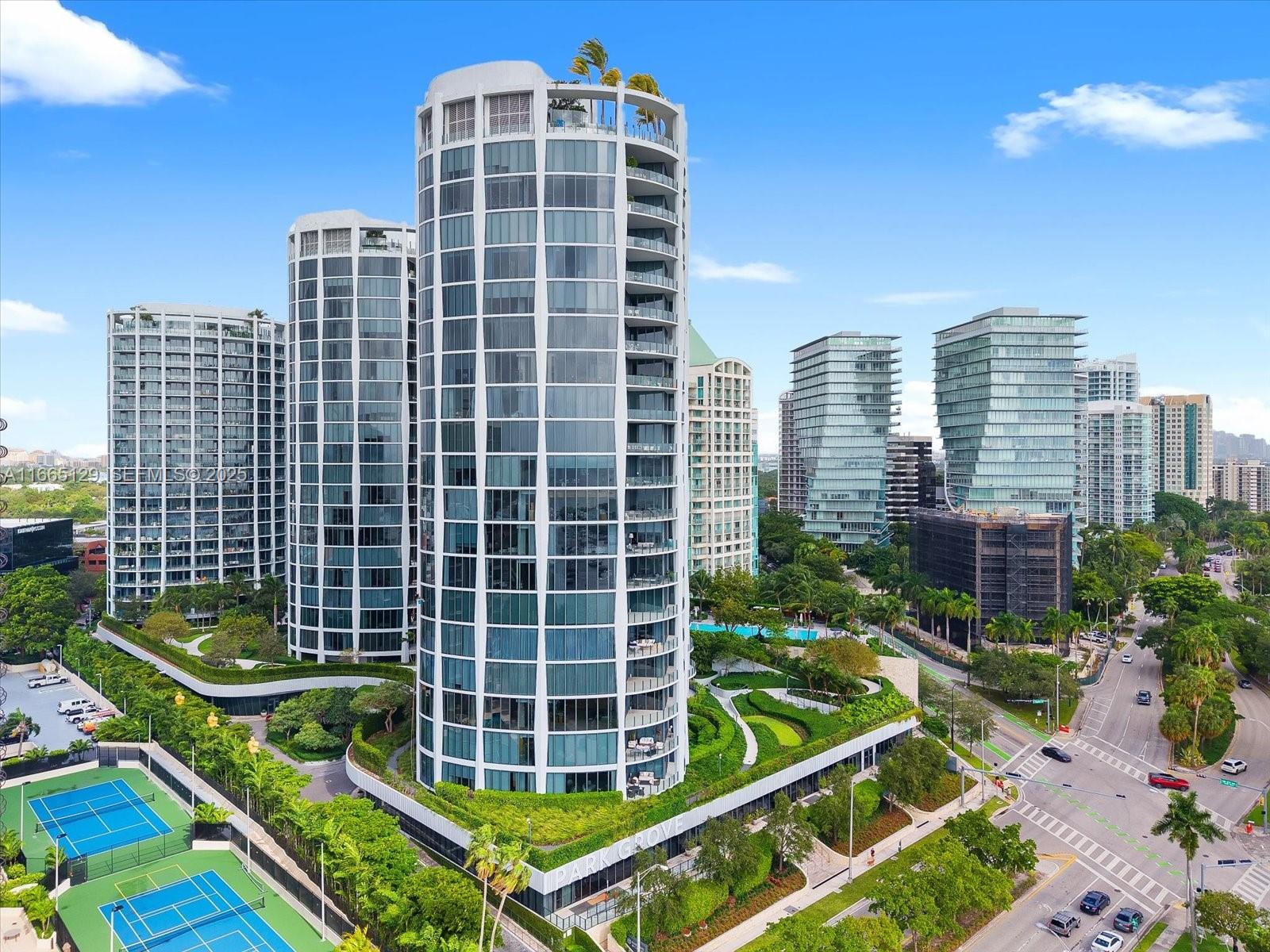 2811 South Bayshore Drive, Unit 4C Miami, FL 33133 - Photo 13 of 37 a picture of city view