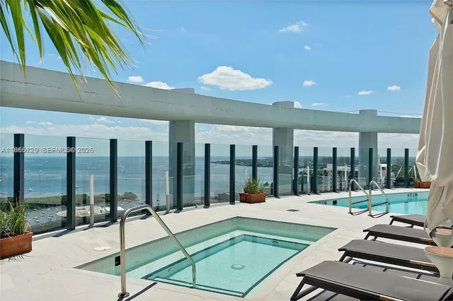 $4,150,000 | 2811 South Bayshore Drive, Unit 4C, Miami, FL 33133