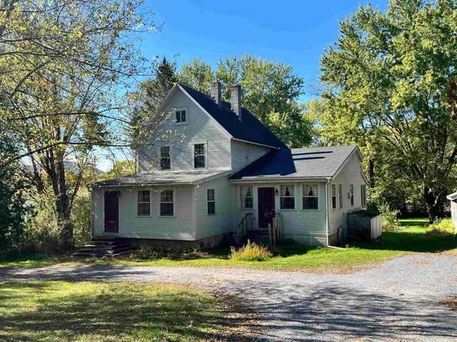 $350,000 | 927 Carver Street, Brandon, VT 05733
