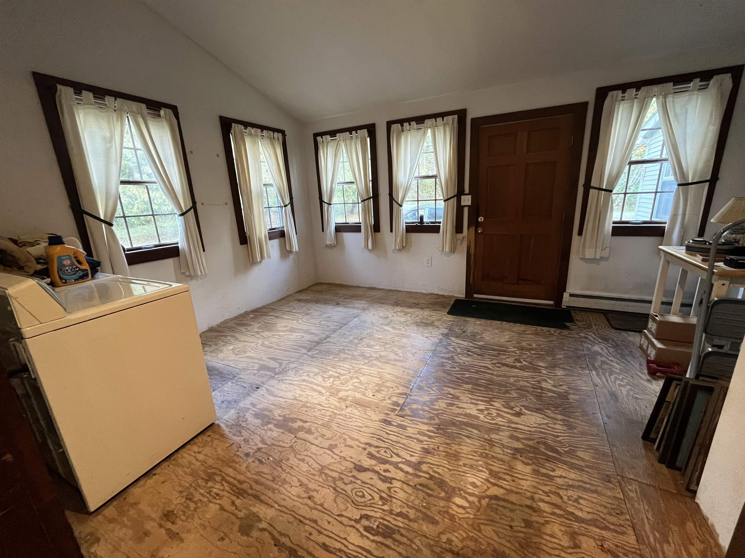 927 Carver Street Brandon, VT 05733 - Photo 13 of 39