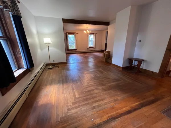 $325,000 | 927 Carver Street, Brandon, VT 05733