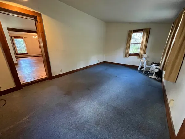 $325,000 | 927 Carver Street, Brandon, VT 05733