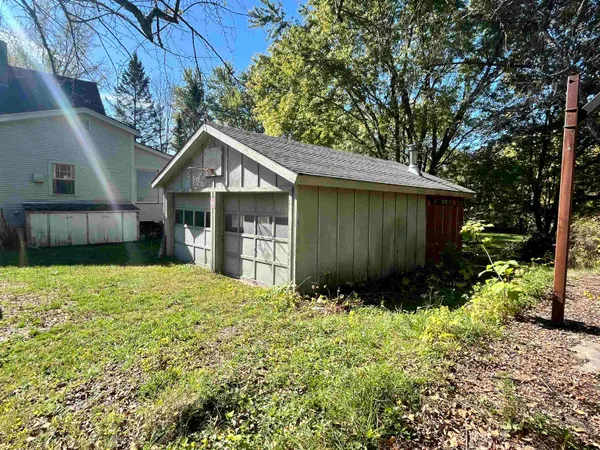 $325,000 | 927 Carver Street, Brandon, VT 05733