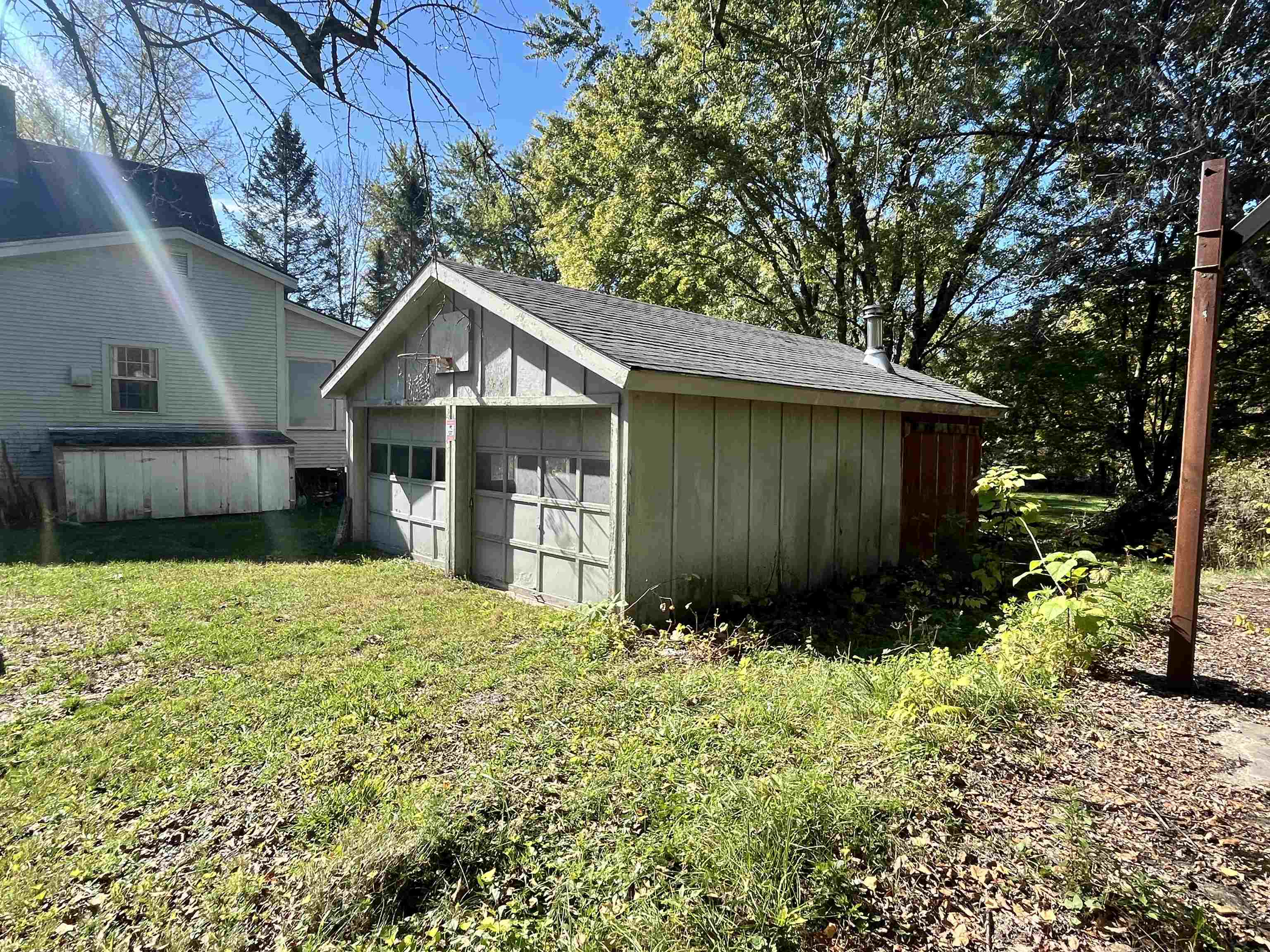 927 Carver Street Brandon, VT 05733 - Photo 3 of 39