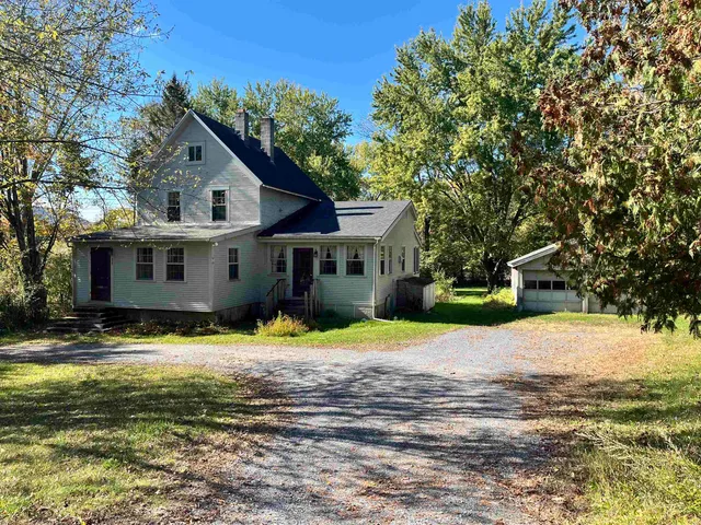 $350,000 | 927 Carver Street, Brandon, VT 05733