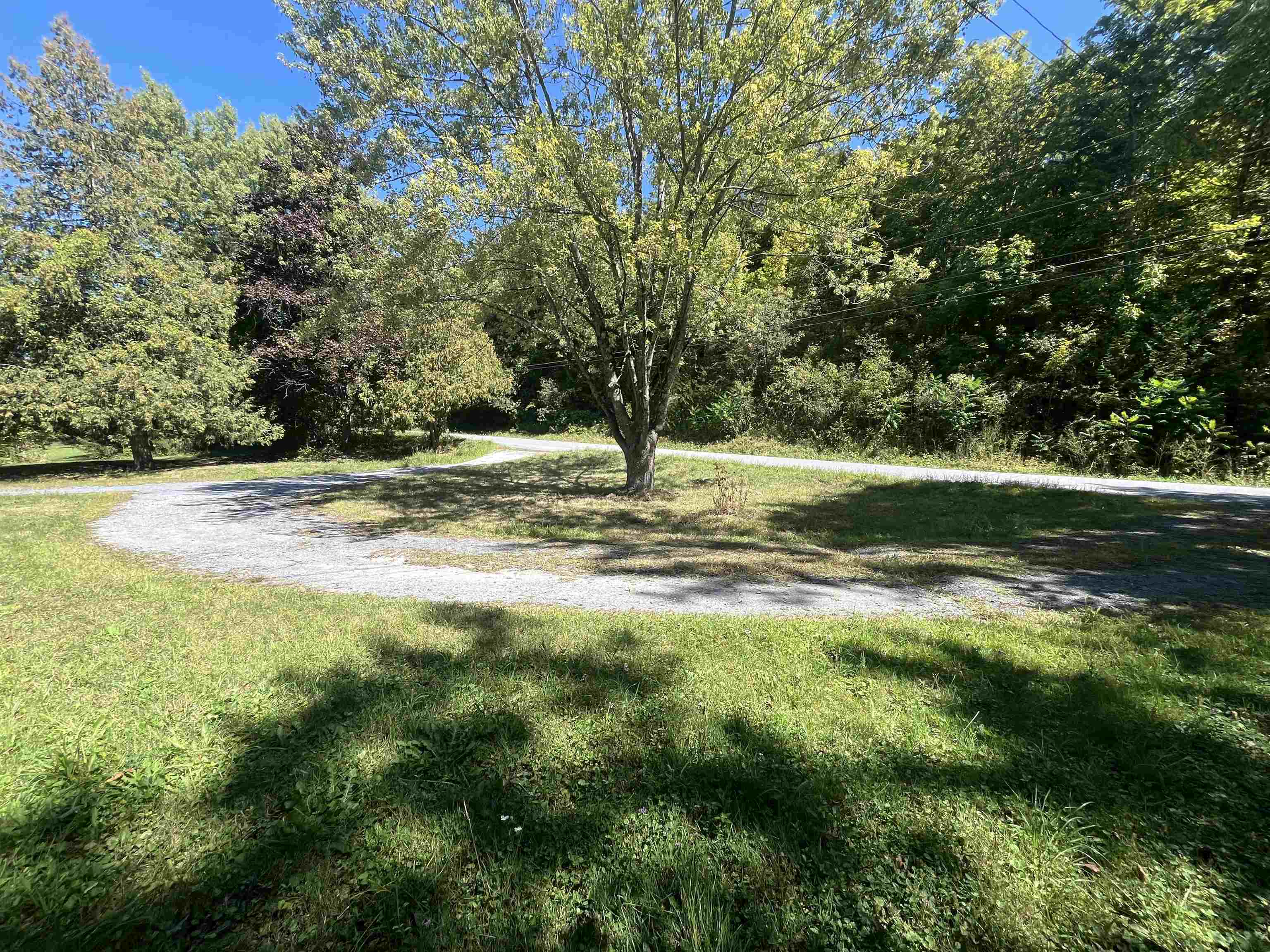 927 Carver Street Brandon, VT 05733 - Photo 4 of 39