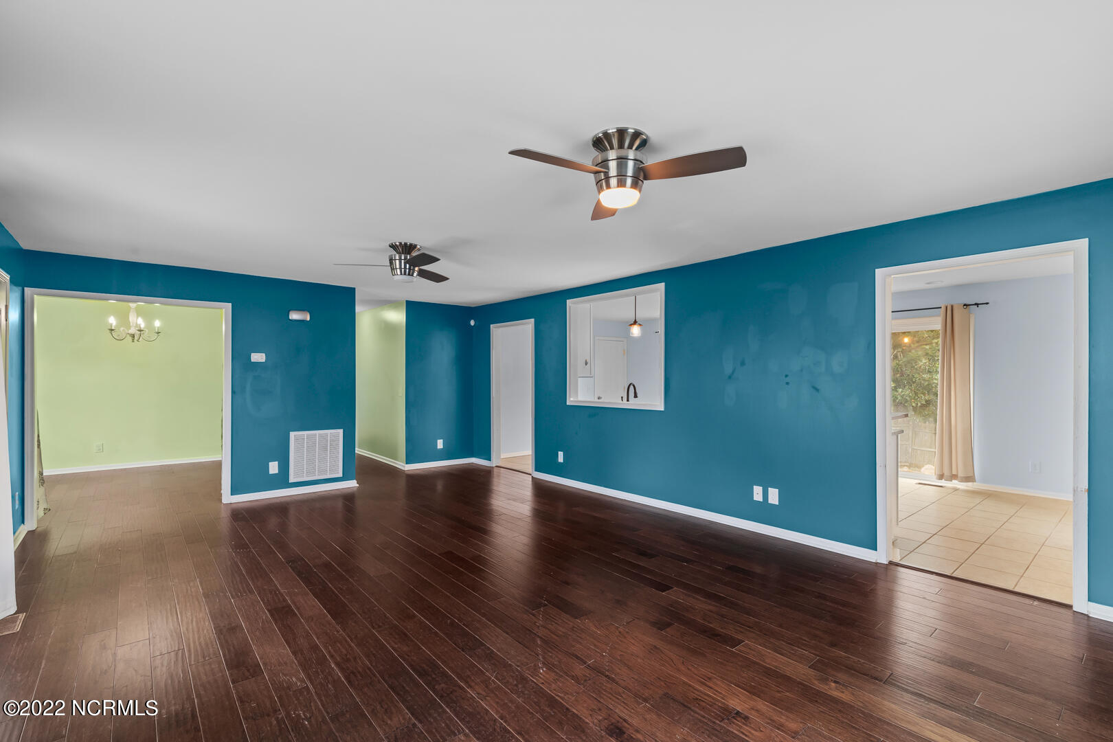 300 Sheffield Road Jacksonville, NC 28546 - Photo 11 of 37 11