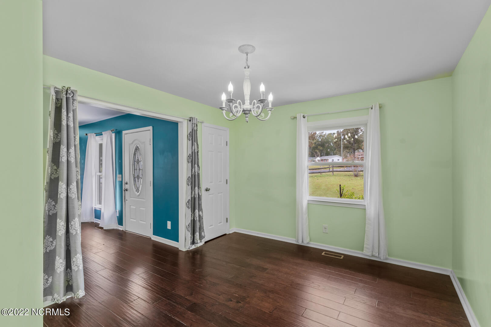 300 Sheffield Road Jacksonville, NC 28546 - Photo 17 of 37 17