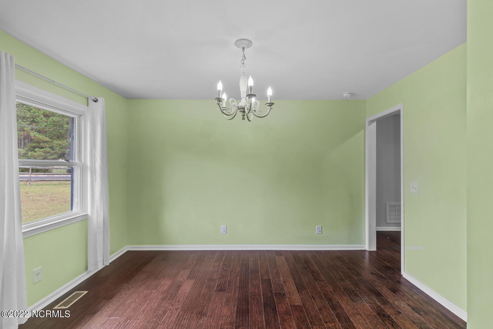 300 Sheffield Road Jacksonville, NC 28546 - Photo 18 of 37 18