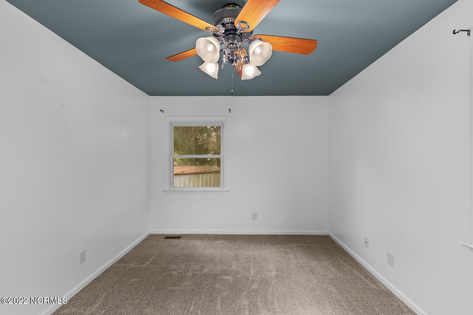 300 Sheffield Road Jacksonville, NC 28546 - Photo 26 of 37 26