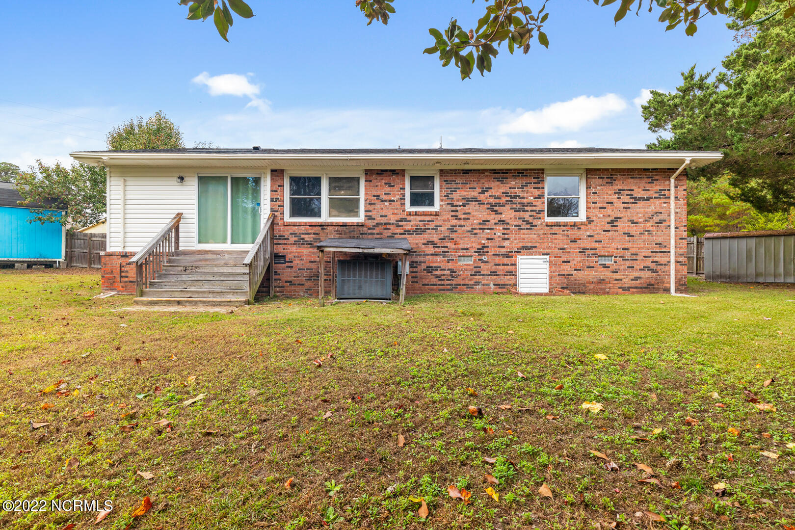 300 Sheffield Road Jacksonville, NC 28546 - Photo 32 of 37 32