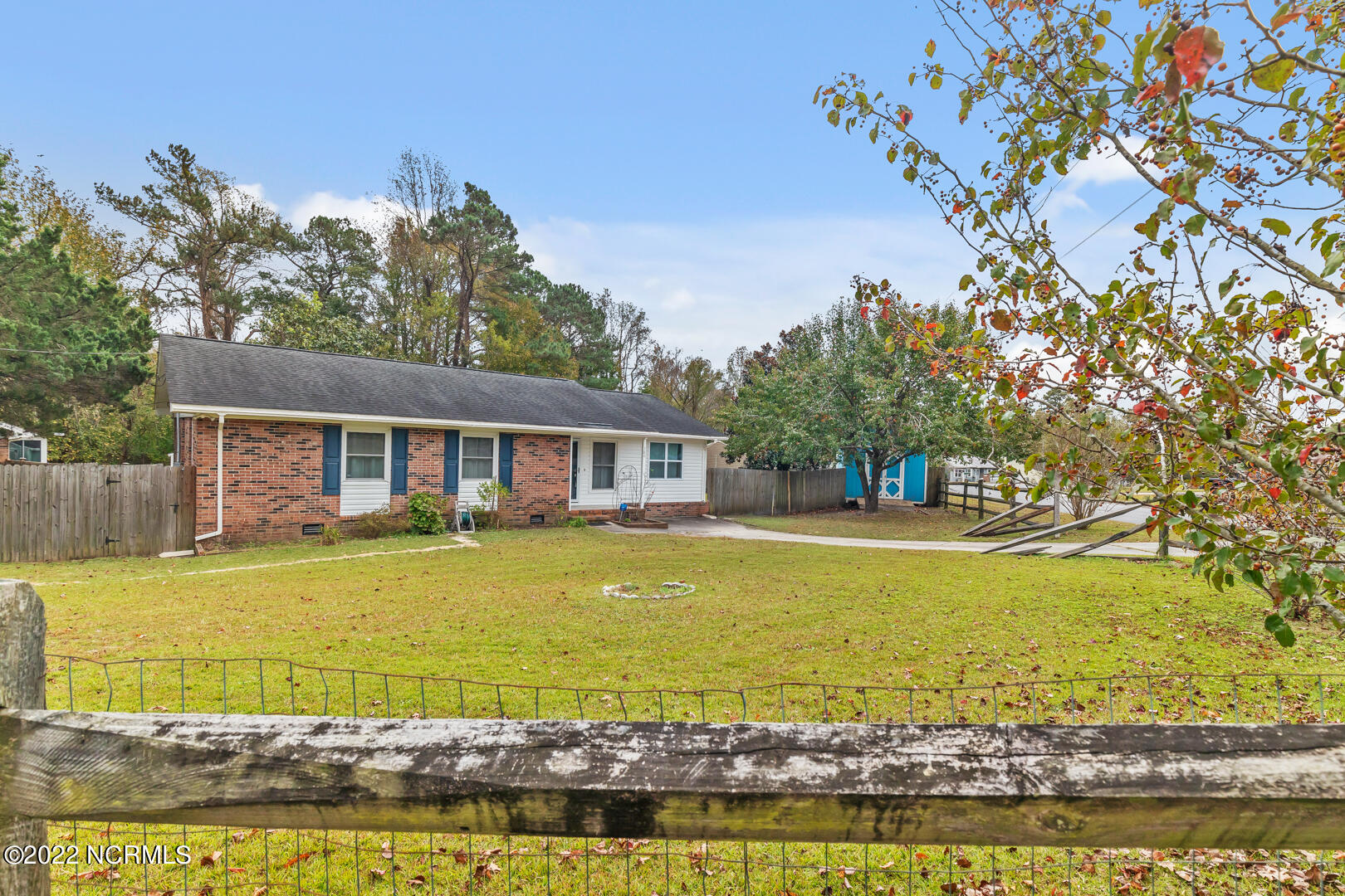 300 Sheffield Road Jacksonville, NC 28546 - Photo 6 of 37 6